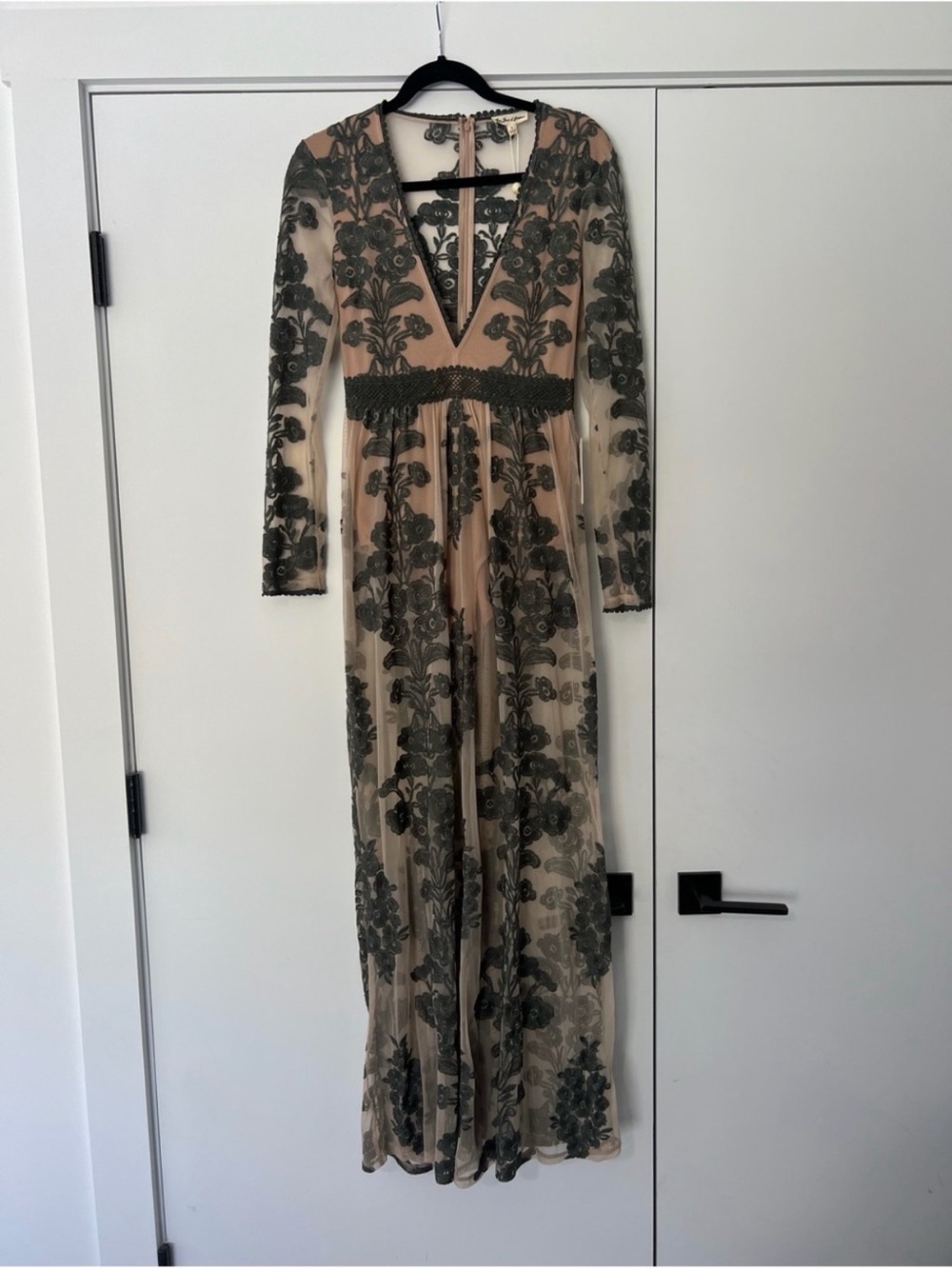 For Love & Lemons Temecula Maxi Dress Moss Green Nude Embroidered Size S NWT